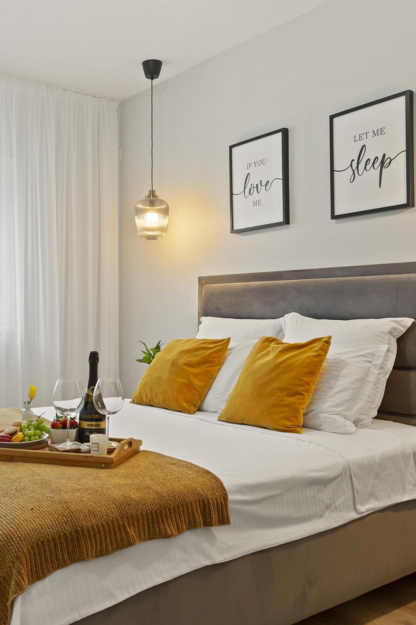 Mido Park Apartment With Private Parking & Self Check-In Bucureşti Ngoại thất bức ảnh