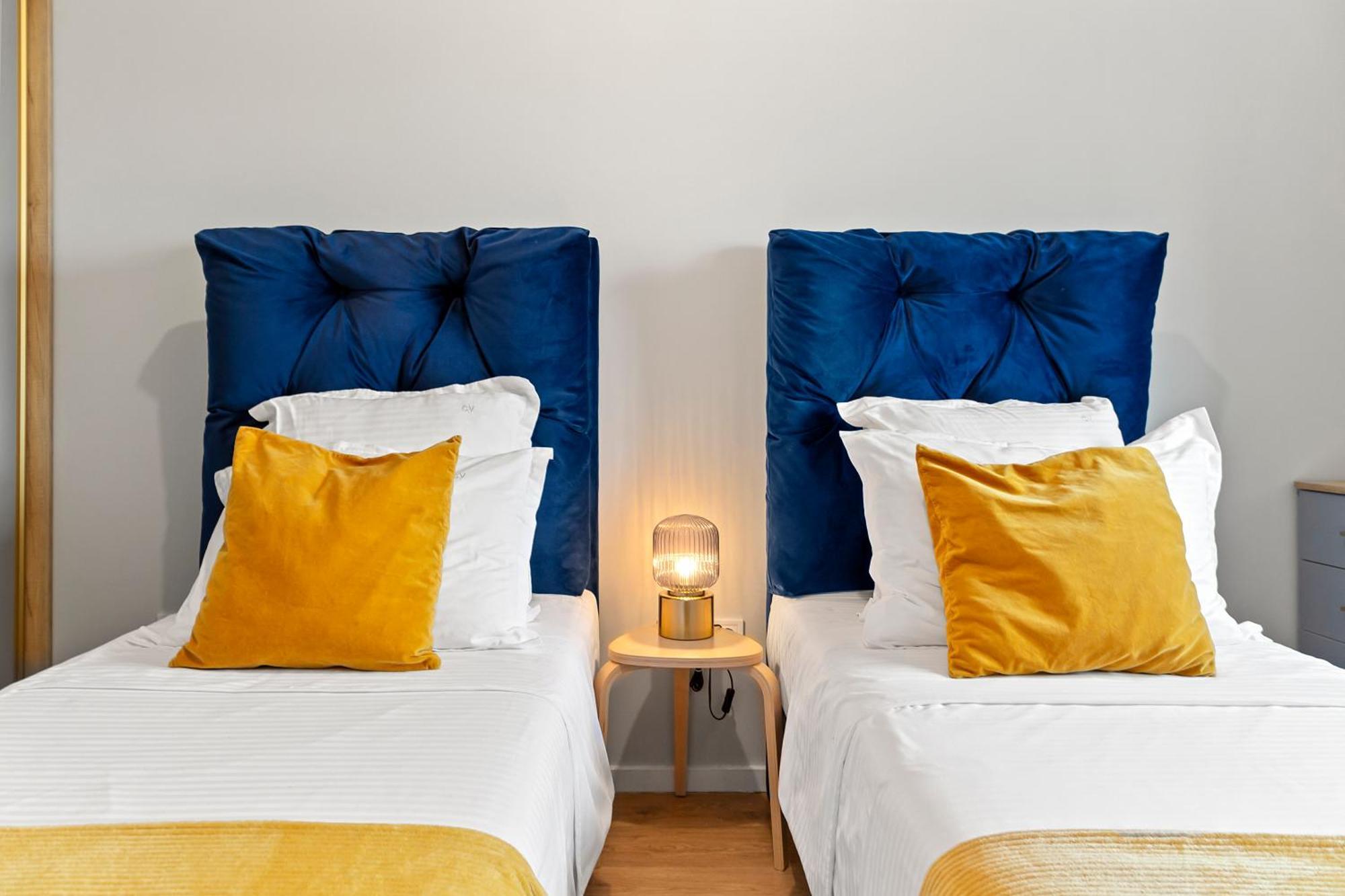 Mido Park Apartment With Private Parking & Self Check-In Bucureşti Ngoại thất bức ảnh
