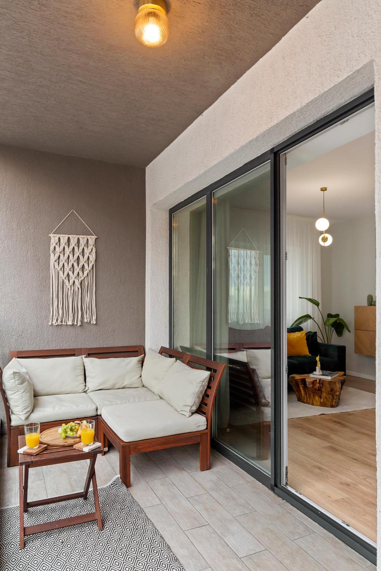 Mido Park Apartment With Private Parking & Self Check-In Bucureşti Ngoại thất bức ảnh